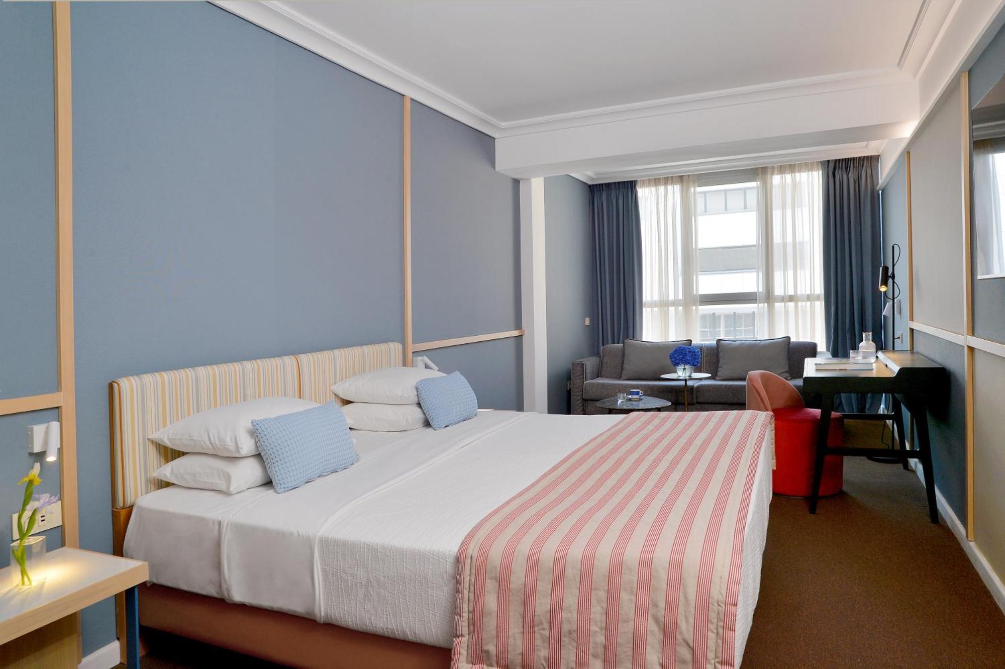 Hotel Airotel Alexandros 4*
