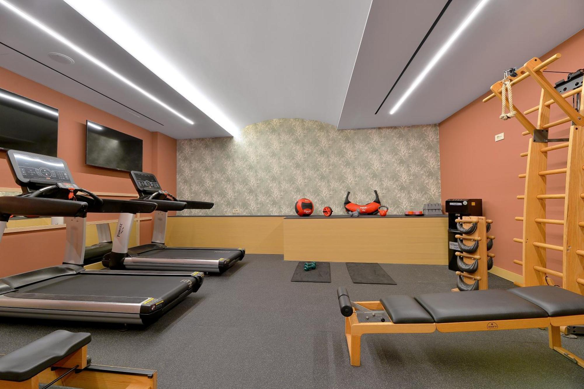 Airotel Alexandros Hotel