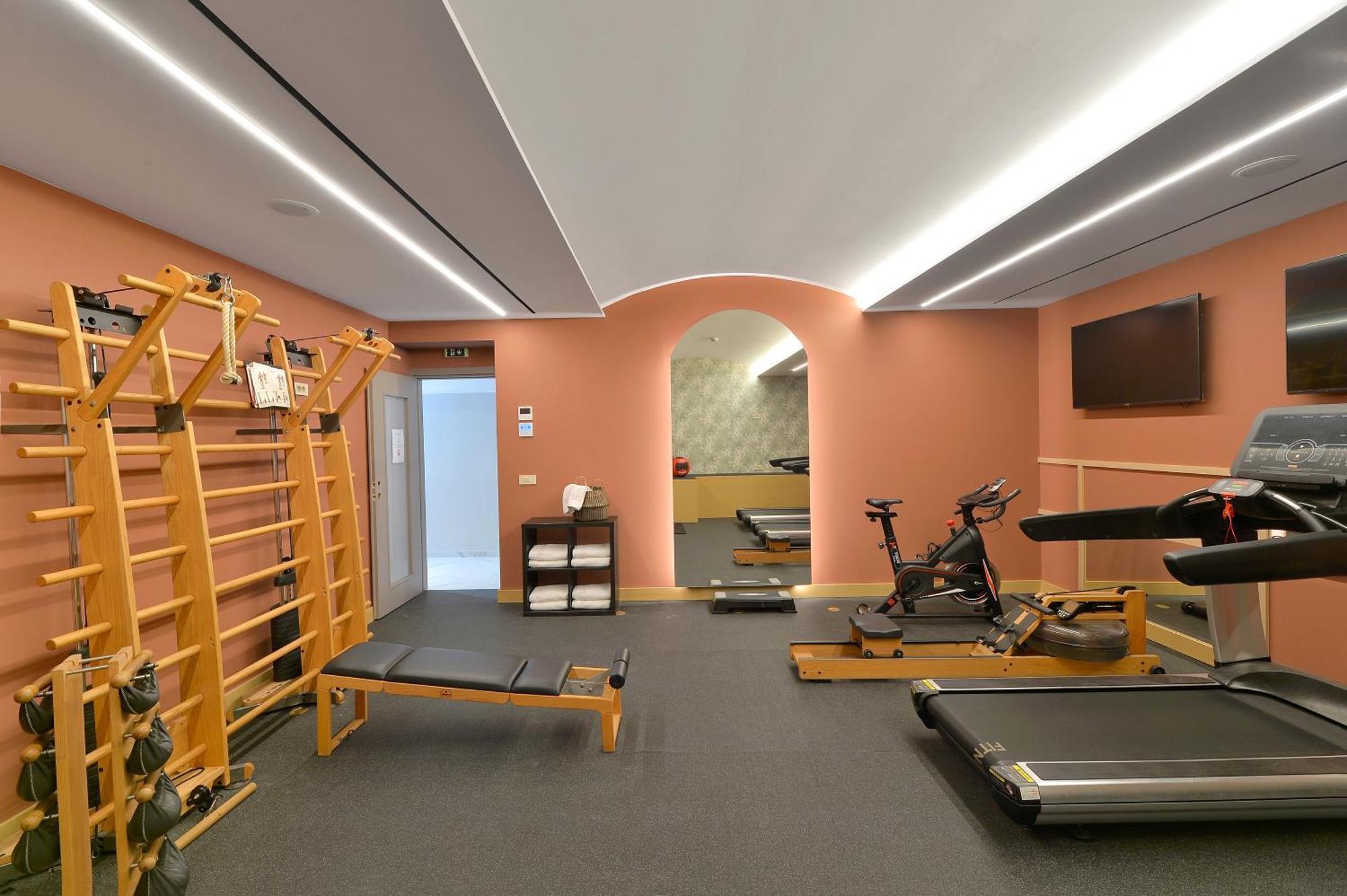 Airotel Alexandros 4*